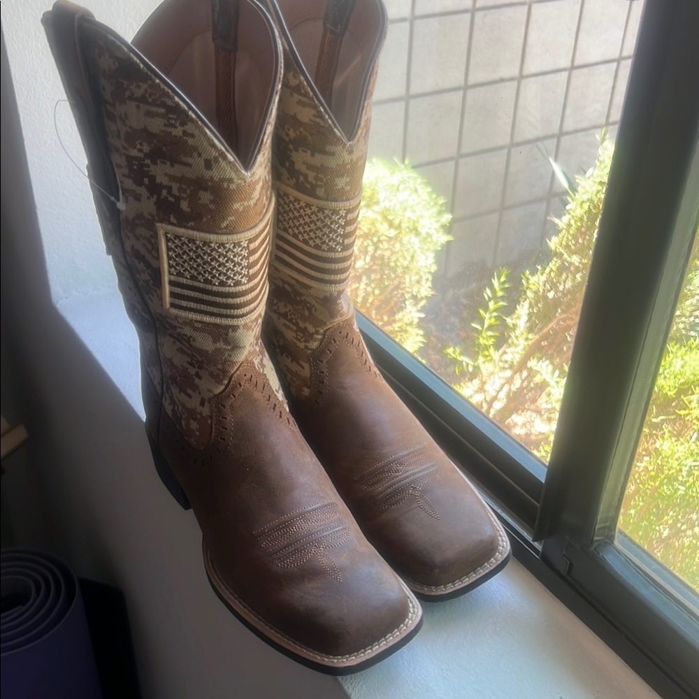 Brown Camo American flag Cowboy Boots